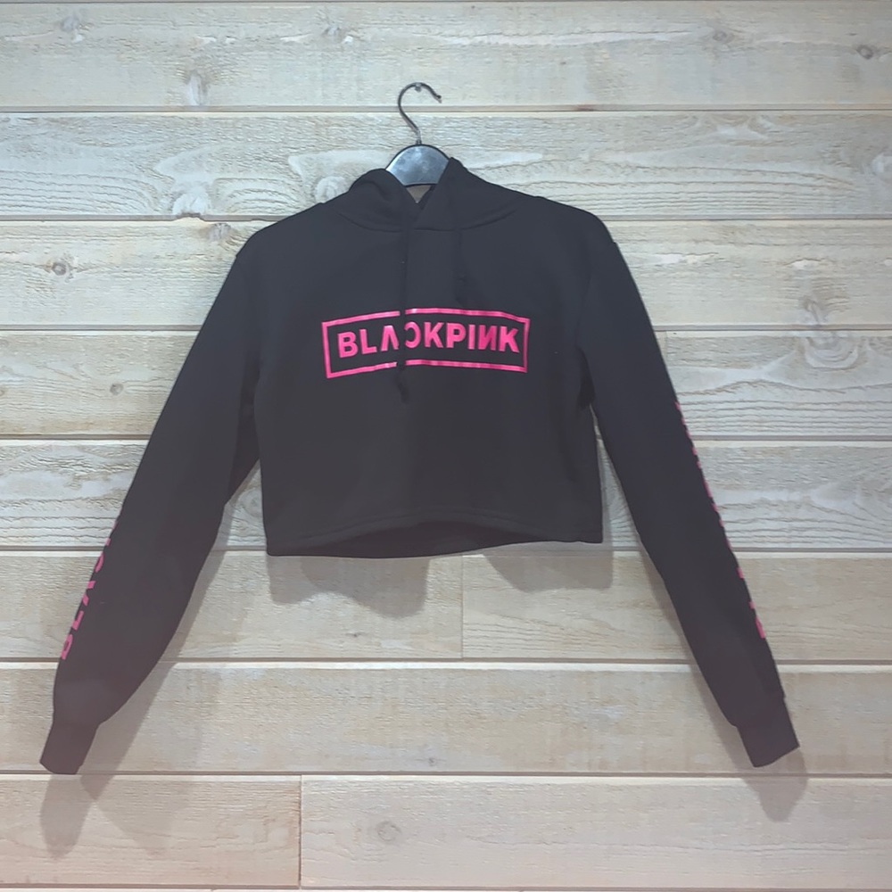 blackpink cropped hoodie with cat ears